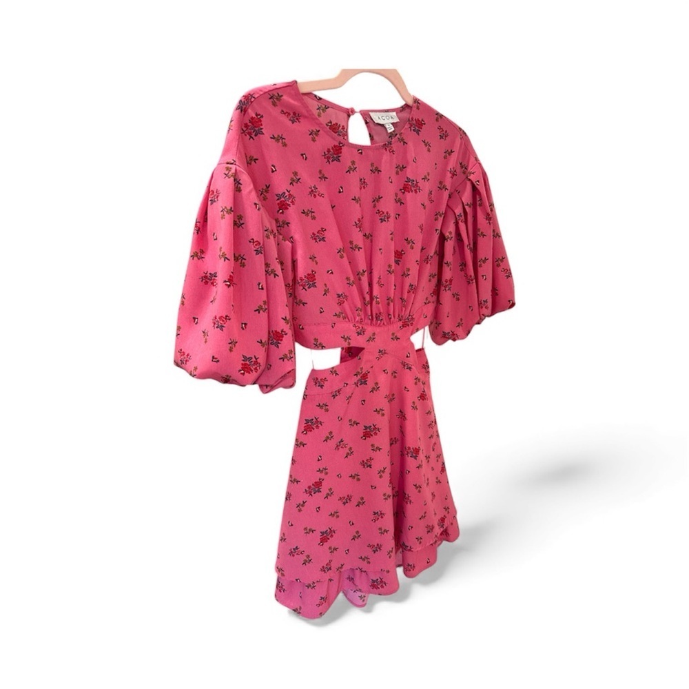 Vici-Pink Floral Cutout Dress with bow back - Picture 3 of 6